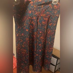 LuLaRoe skirt